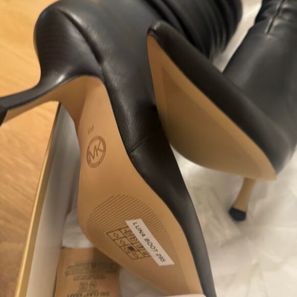 MICHAEL Michael Kors Over Knee Luna Leather Boots Point Toe Black Size 6M NWB - Picture 7 of 11